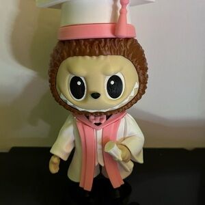 Labubu Graduation by 3D print (female version with bow)
